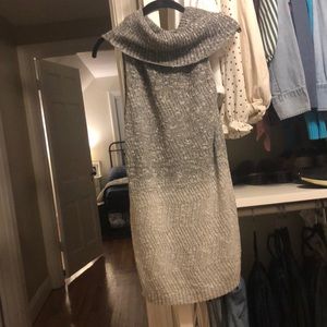 Vera Wang Sleeveless Sweater
